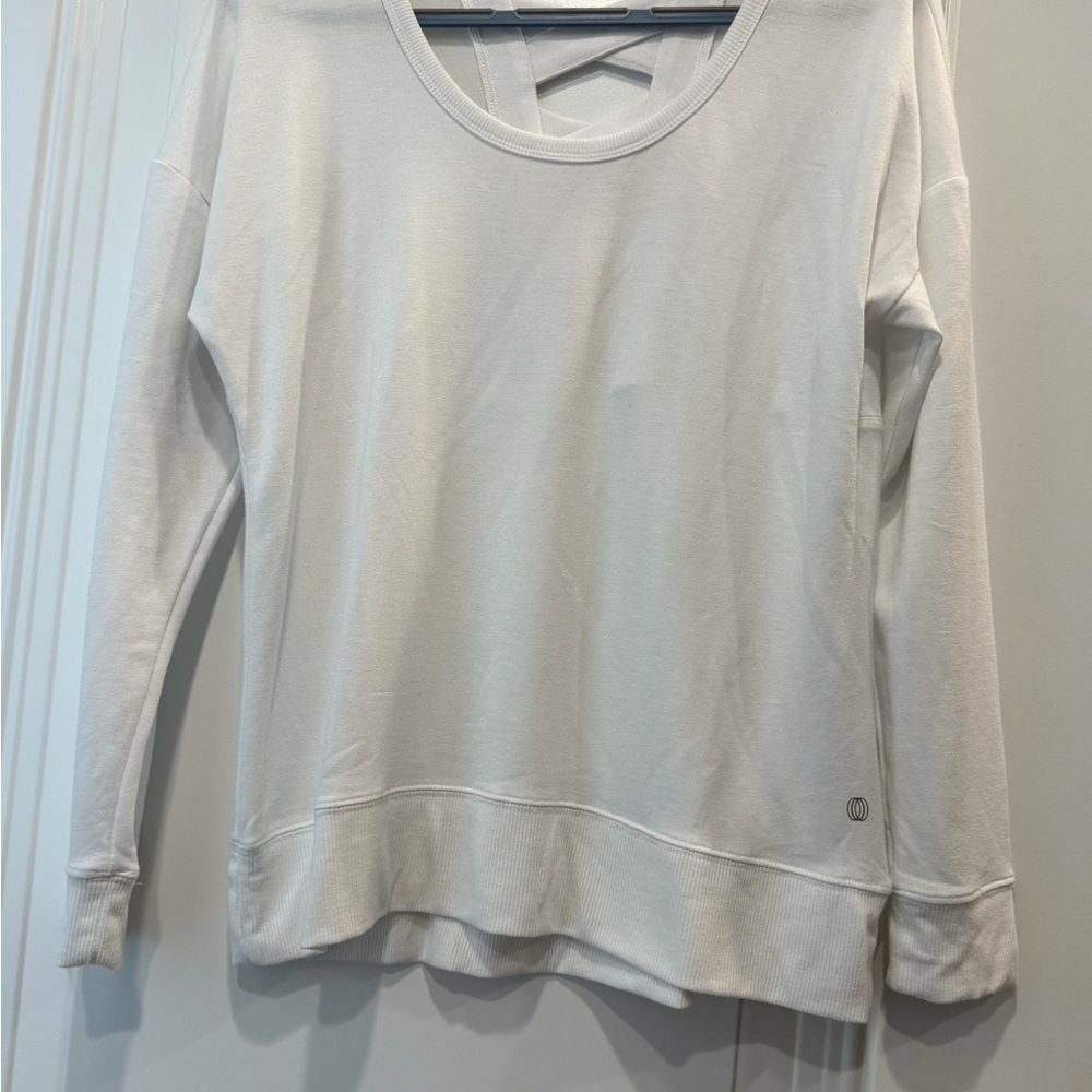 Balance Collection White Crew Neck Top